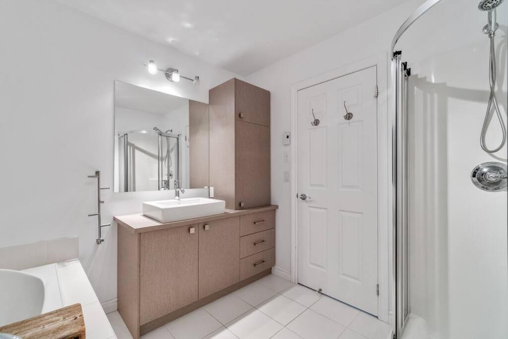 Initial - Koala - Mont-Sainte-Anne Appartement Beaupré Buitenkant foto