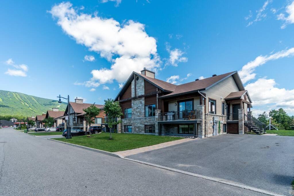 Initial - Koala - Mont-Sainte-Anne Appartement Beaupré Buitenkant foto