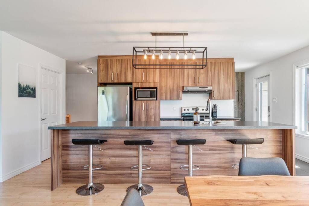 Initial - Koala - Mont-Sainte-Anne Appartement Beaupré Buitenkant foto